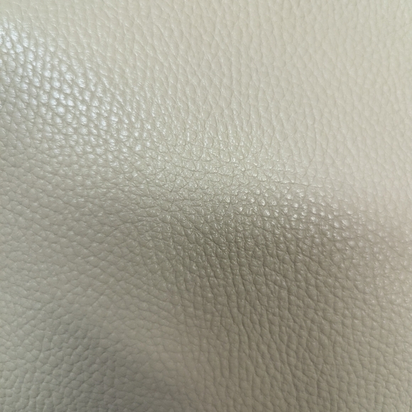 Quince Cream Crossbody Bag - Picture 2 of 7